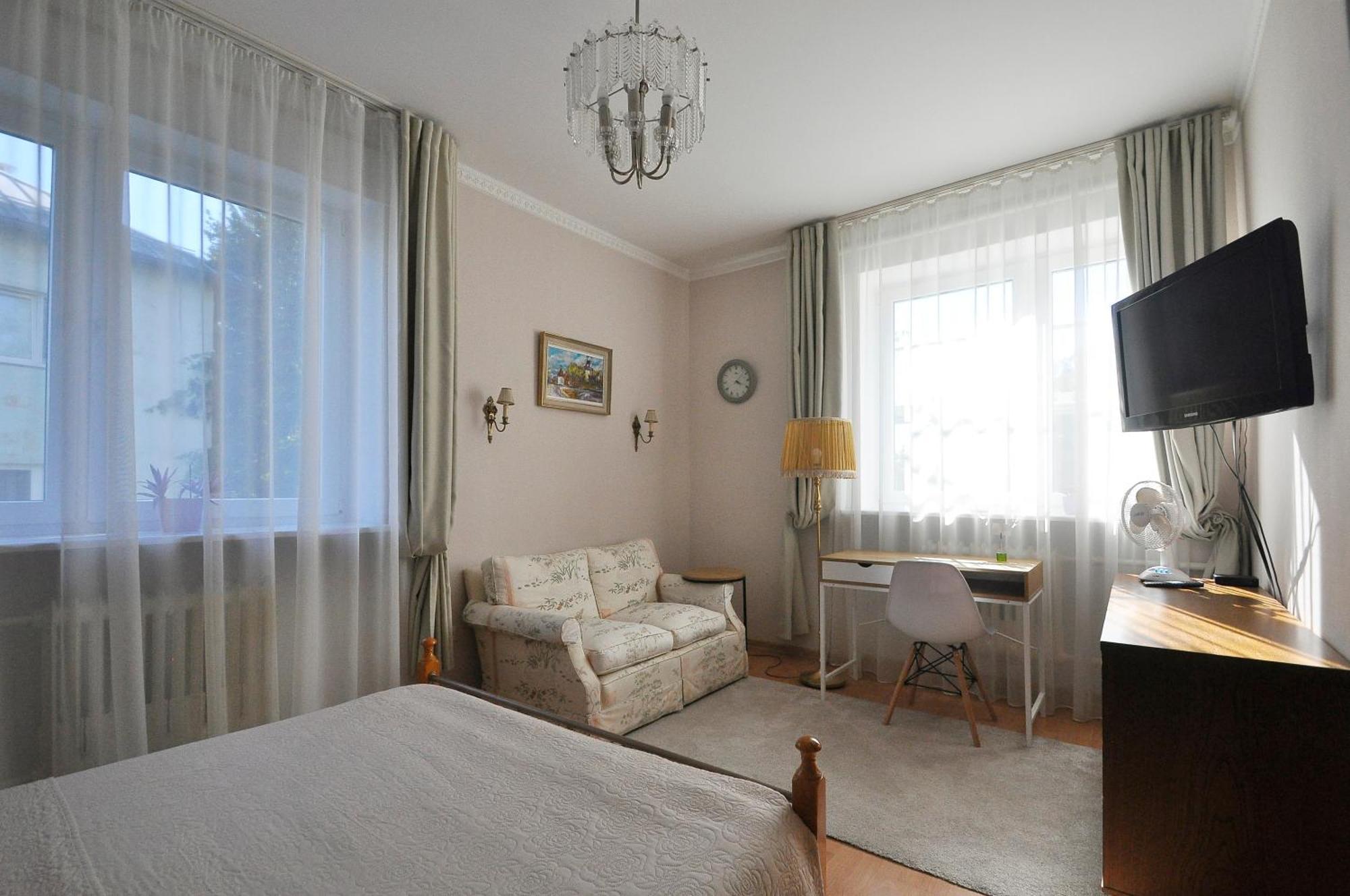 Prestige Apartment ナルヴァ エクステリア 写真