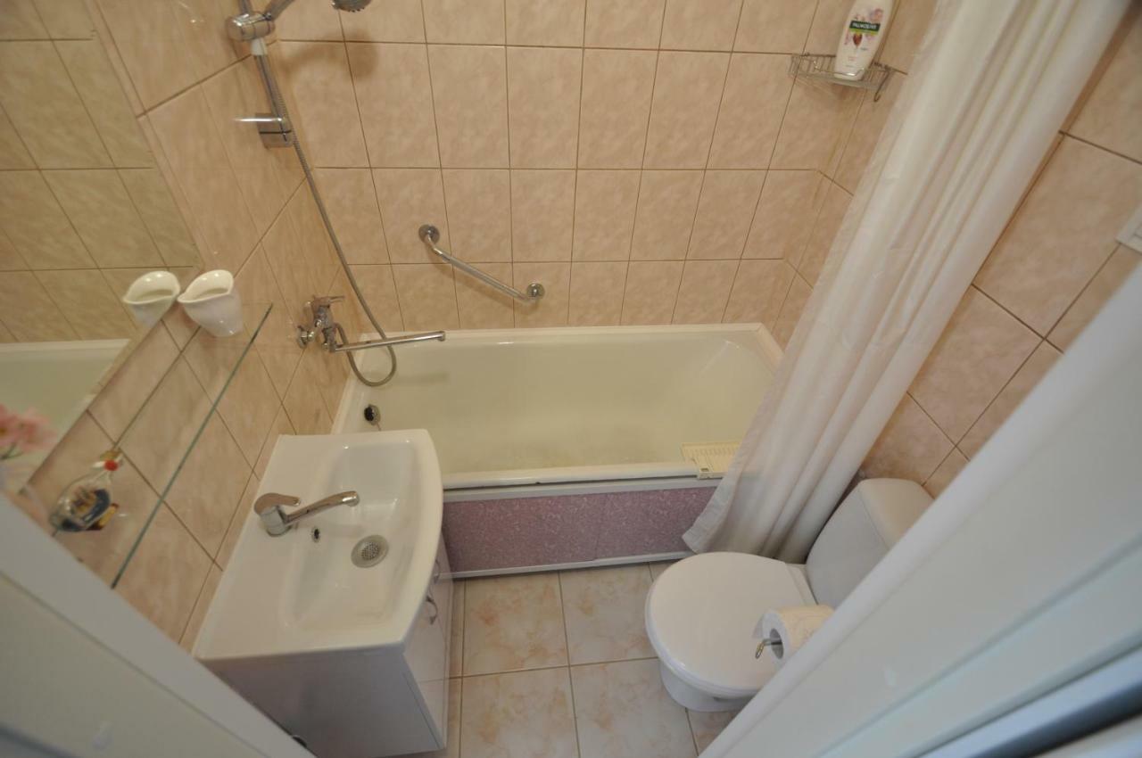 Prestige Apartment ナルヴァ エクステリア 写真